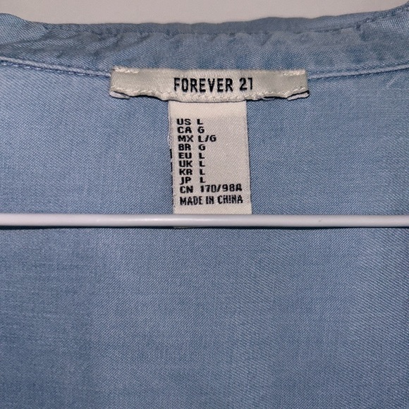 Forever 21 Button-up - Picture 3 of 4